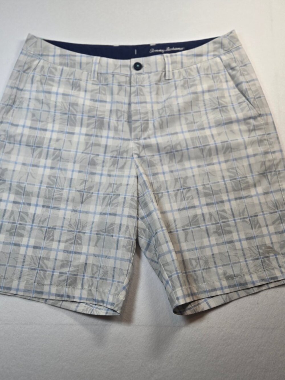 Tommy Bahama Plaid Shorts with Palm Print Size 35